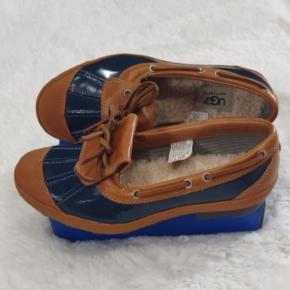 UGG AUSTRALIA Navy and Tan Casual Shoes - Picture 1 of 17